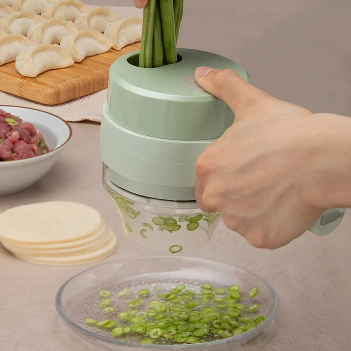 Electric Vegetable Chopper & Slicer – Multifunctional Garlic, Onion & Vegetable Cutter
